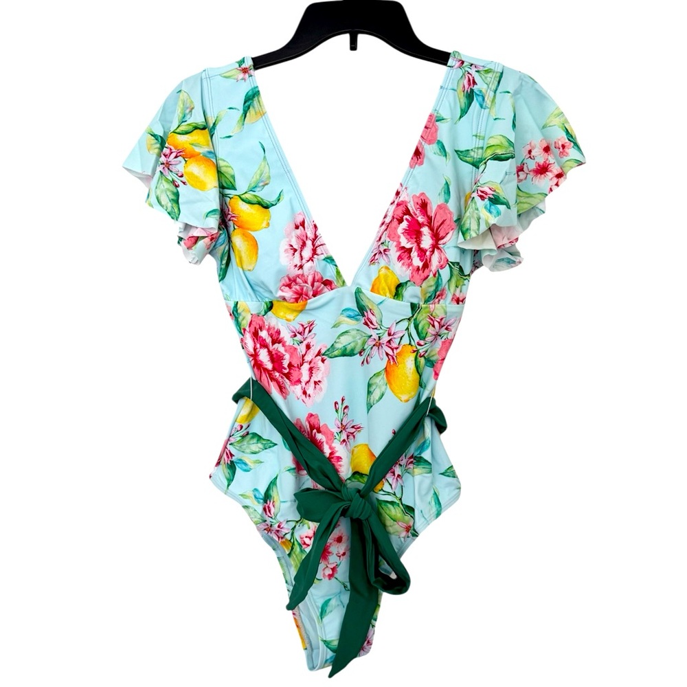 NWT Cupshe Floral Swimsuit